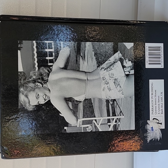 Marilyn Monroe Unseen Archives used book good Condition - Picture 9 of 9